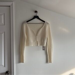 Jacquemus La Montagne 'Le Cardigan Alzou' Cardigan in Off-White